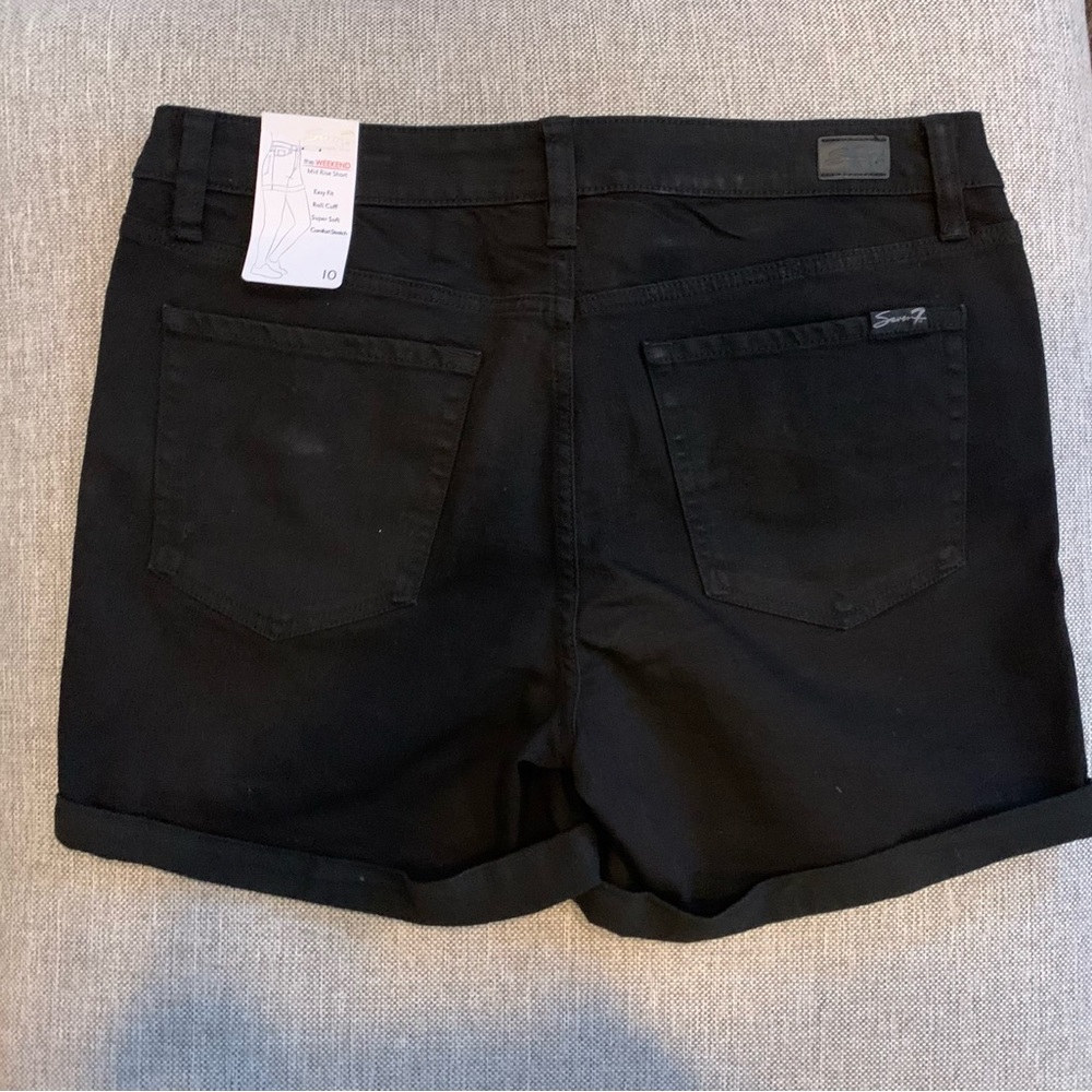NWT Seven the Weekend Mid Rise Short - Picture 2 of 6